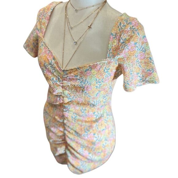 ASOS Design Textured Ruched Mini Dress Short Sleeves Pastel Floral Size 10 - Picture 8 of 16